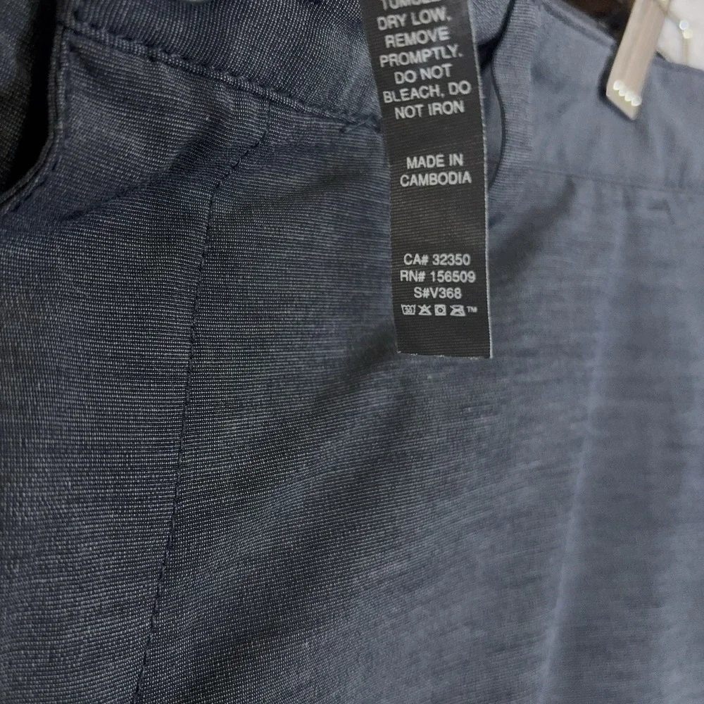 Vuori Aim Shorts Mens Sz 30 Gray 4-Way Stretch Zip Pockets Lightweight